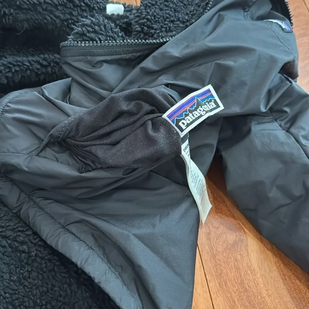 Patagonia Black Kids Reversible Shelled Microdini‎ Jacket size M